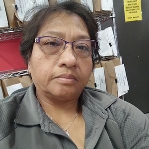 Meet your Posher, Nora